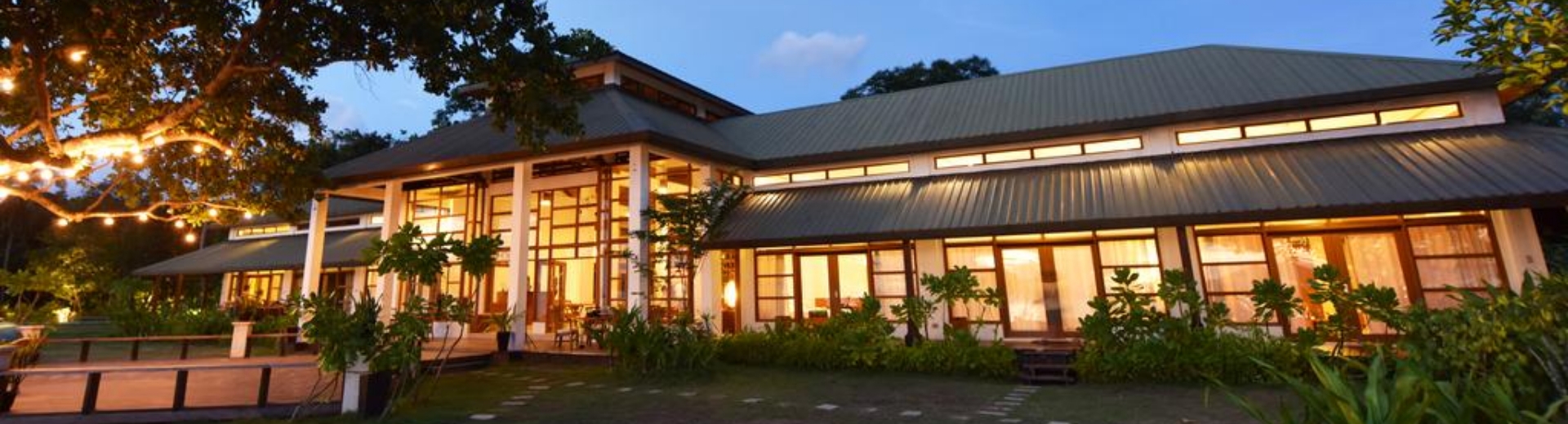 愛妮島旅遊飯店推薦-愛妮島灣渡假村